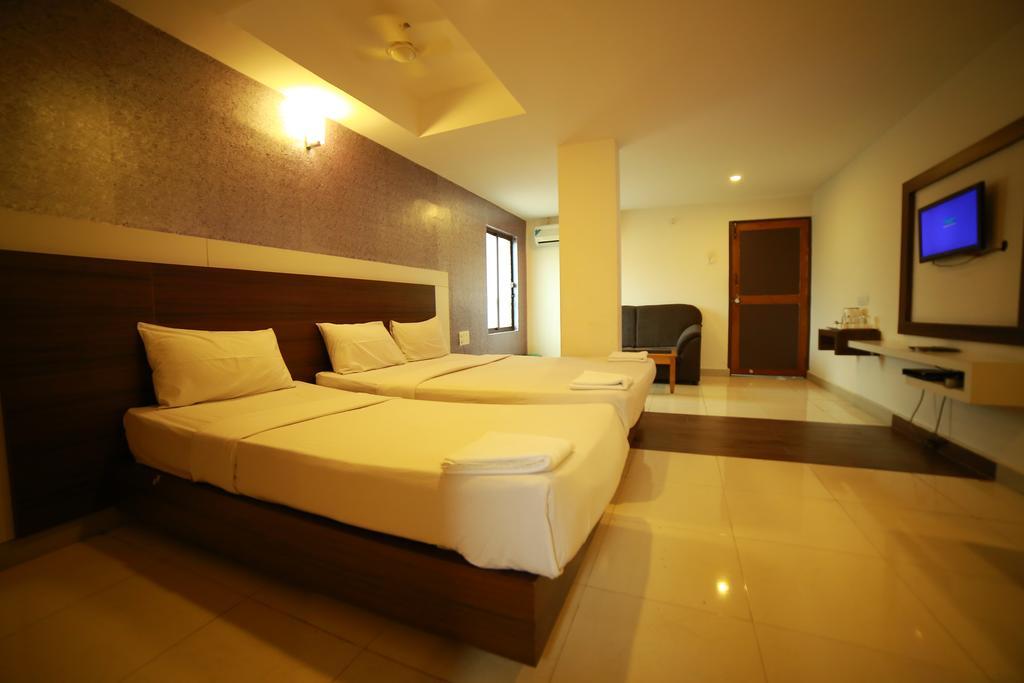 Qik Stay @ S.K. Continental Mysore Exterior foto