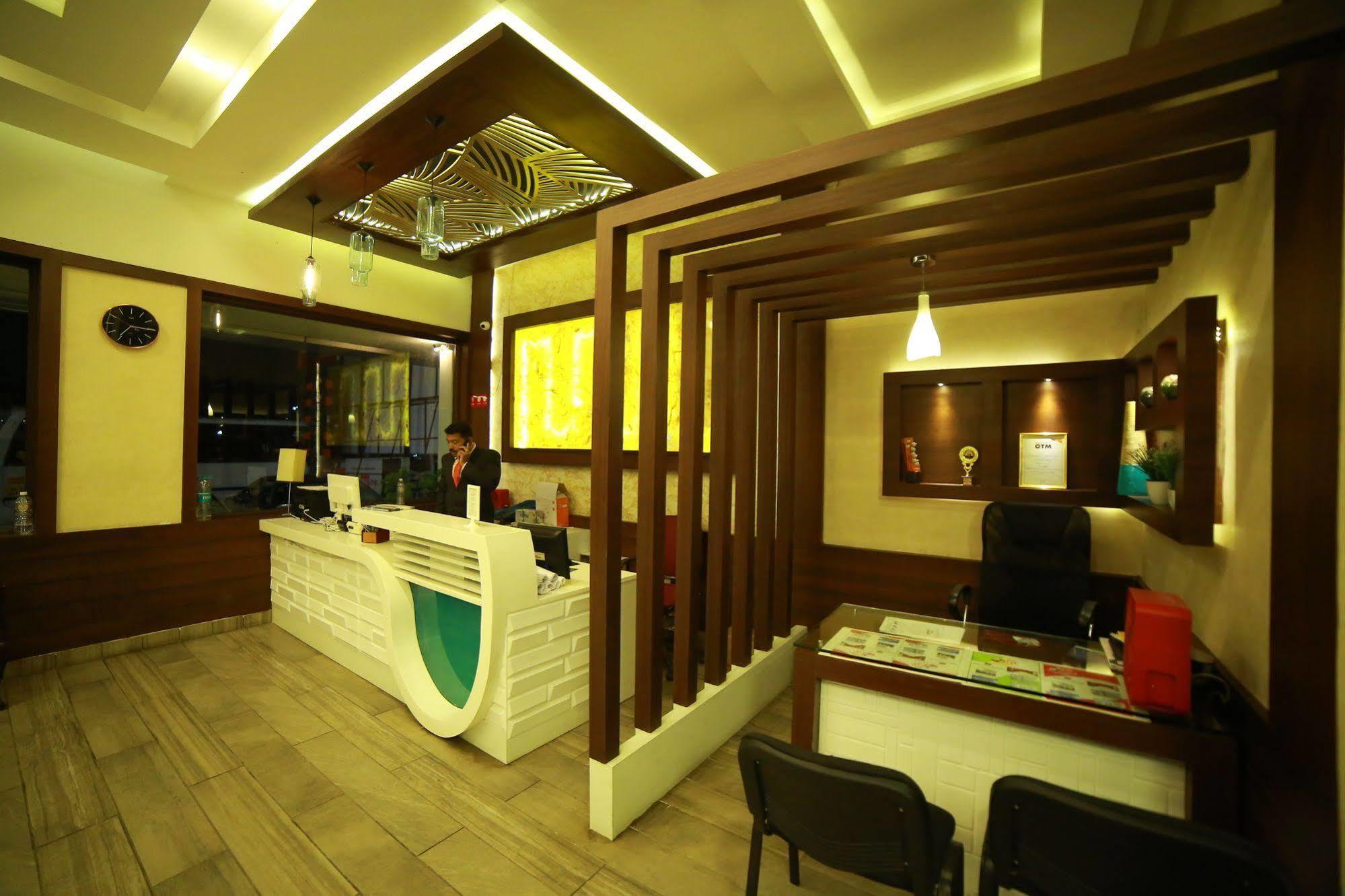 Qik Stay @ S.K. Continental Mysore Exterior foto